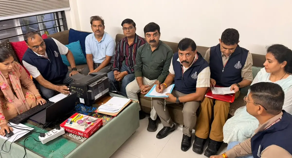 मेडिकल विभाग के स्टोरकीपर के कई ठिकानों कार्यवाई ,आय से 110% अधिक संपत्ति मिलने पर कई ठिकानों पर छापे