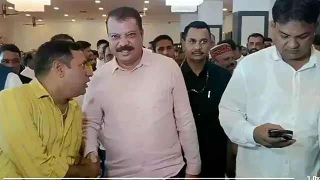 चिड़िया चुग गई खेत, युवा हनुमान बन गया है... लंका में आग लगा दी:इंदौर में उमंग सिंघार का भाजपा पर हमला