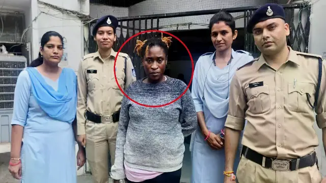 होटल पार्किंग में कोकीन का खेल- डस्टबिन में रखो..कार में छोड़ो और निकलो!WhatsApp पर मिलते थे ऑर्डर