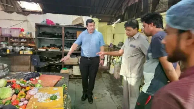 होटल-रेस्टोरेंट की रसोई में गंदगी का ‘खेल’! कहीं चूहों के निशान, कहीं खुले डस्टबिन