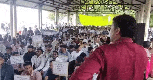 भोपाल में बिजली कर्मचारियों का प्रदर्शन तेज, संविदा नियमितीकरण समेत 9 सूत्रीय मांगों को लेकर नाराजगी