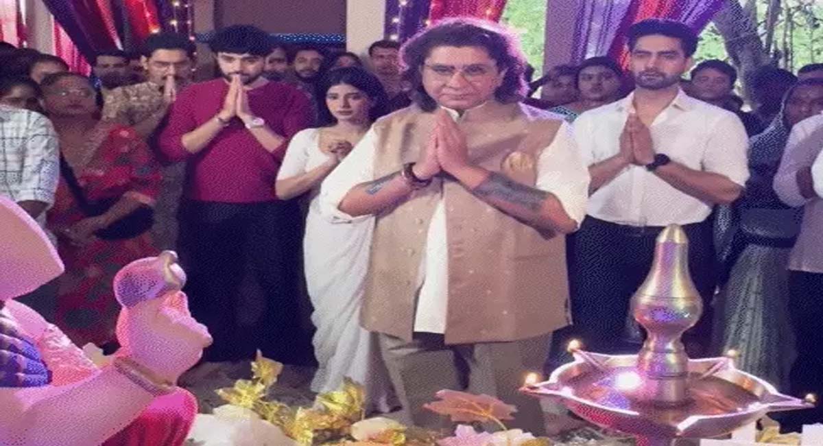 सोनू सूद से लेकर अंकिता लोखंडे तक, सेलेब्स ने धूमधाम से किया बप्पा का स्वागत, मुंबई के टीवी शो सेट्स पर दिखा भक्तिमय माहौल