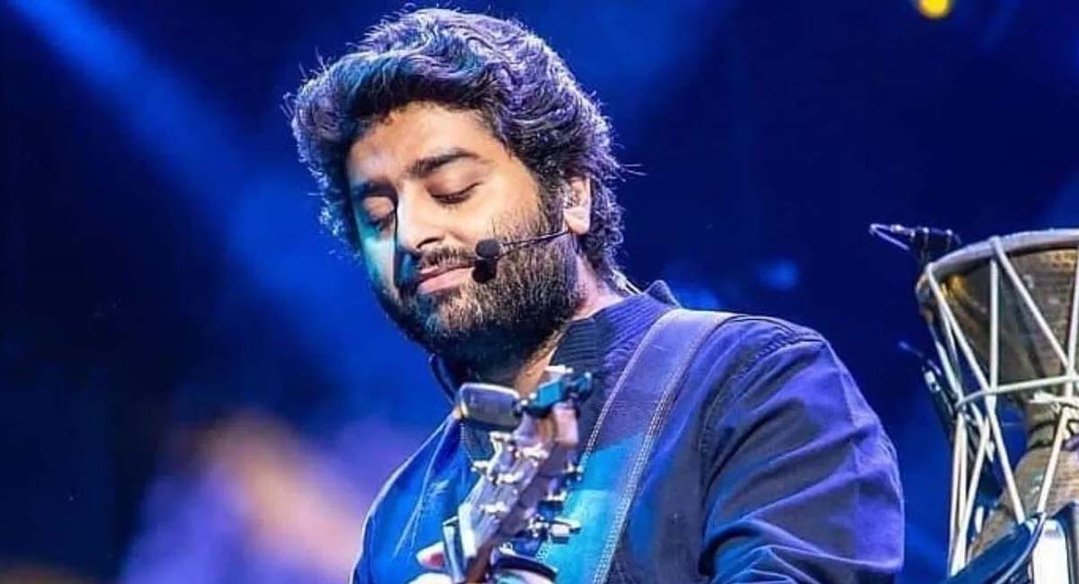 लंदन में बीच में ही रोका अरिजीत सिंह का कॉन्सर्ट, ‘Saiyaara’ का टाइटल ट्रैक गाते समय मैनेजमेंट ने काट दी बिजली; जानें वजह