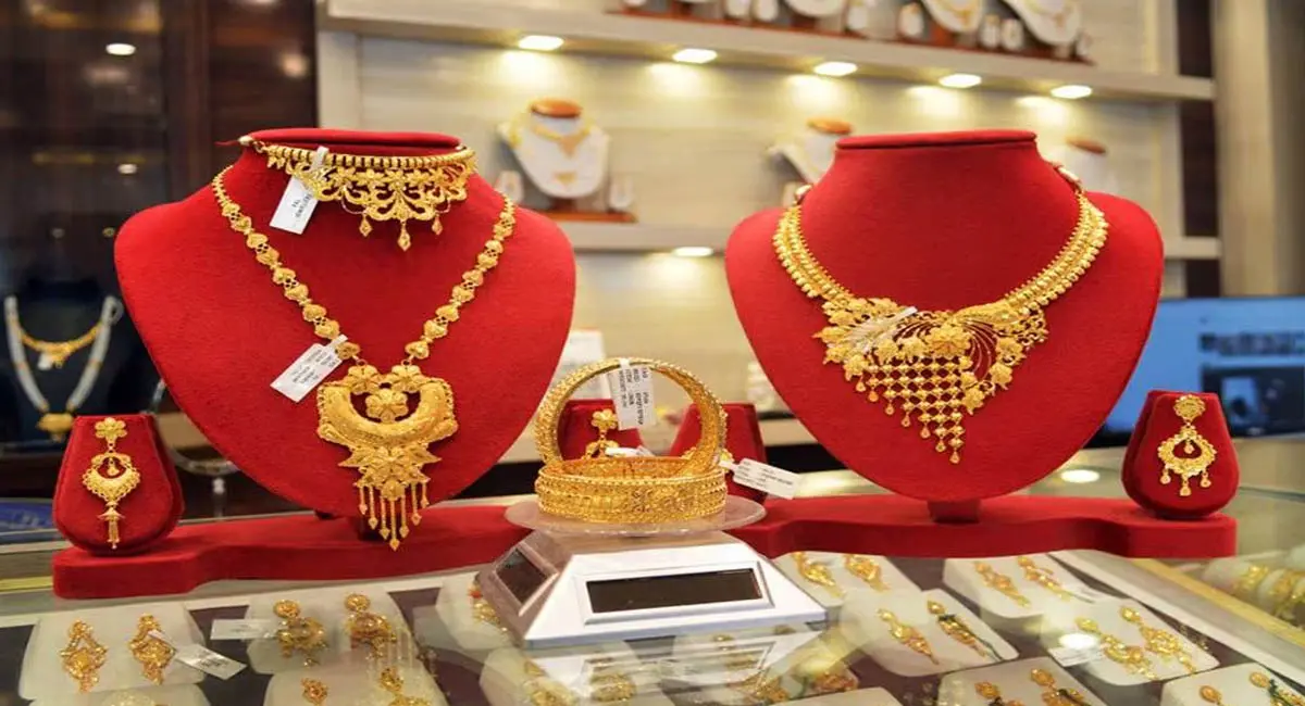 MCX पर सोने की कीमतों में उछाल, चांदी भी पीछे नहीं, निवेशकों की धड़कन तेज, जानें ताजा रेट्स