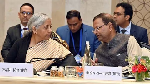 एसी-टीवी, बाइक, सिलाई मशीन समेत खाने-पीने के सामान होंगे सस्ते, 22 से लागू होंगी जीएसटी की नई दरें 