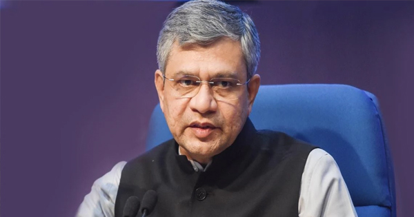 केंद्र सरकार ने 10.90 लाख रेलवे कर्मचारियों को दिया 1,866 करोड़ रुपए का दिवाली बोनस