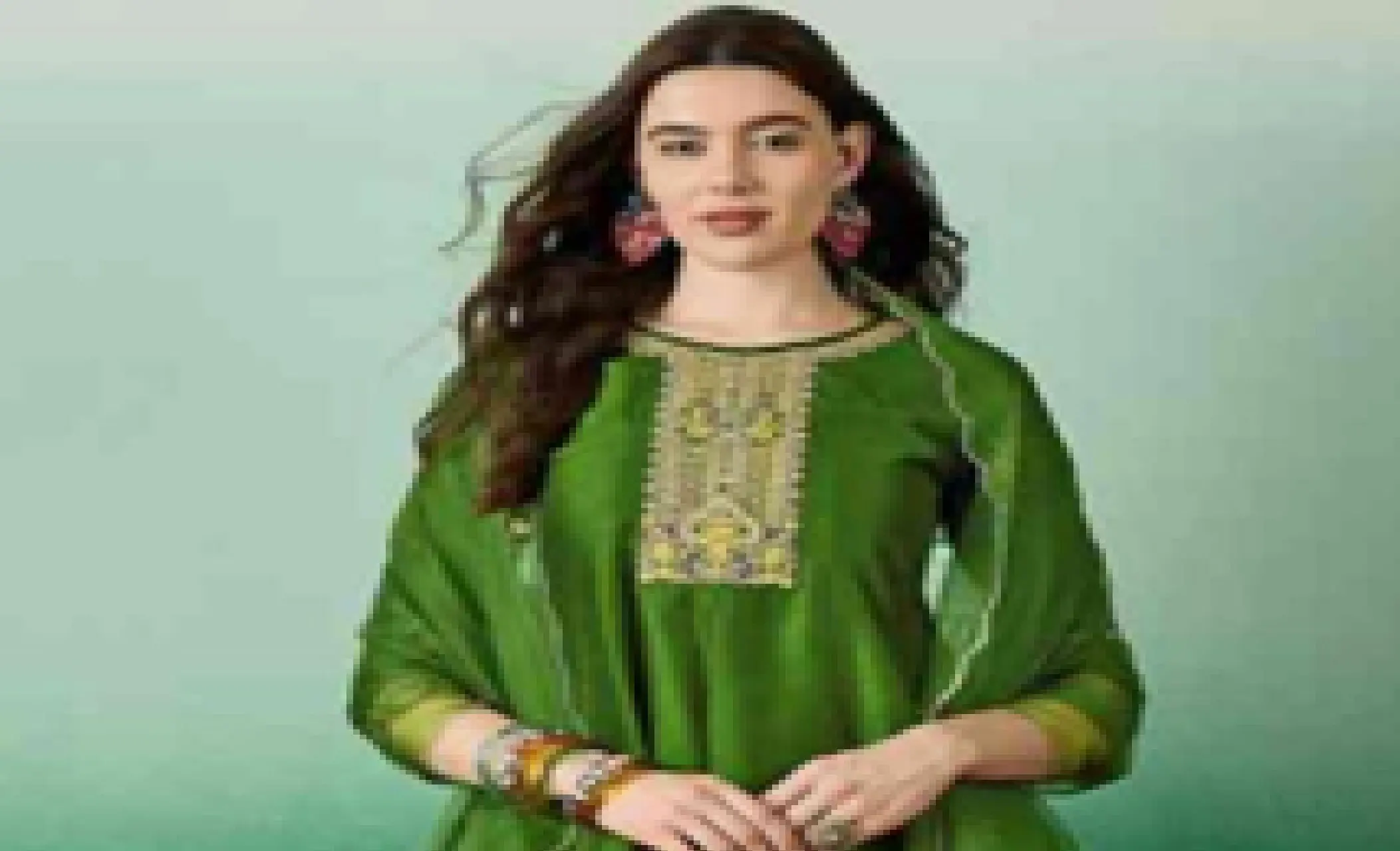 हैरम पेंट के साथ स्टाइलिश कुरते और लहंगा विद जैकेट स्टाइल ड्रेस का है इन दिनों ट्रेंड