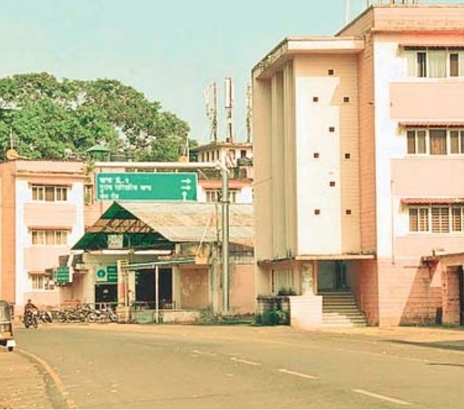 बंगले की जिद पर अड़े 13 विधायक, नहीं छोड़ रहे सरकारी मकान