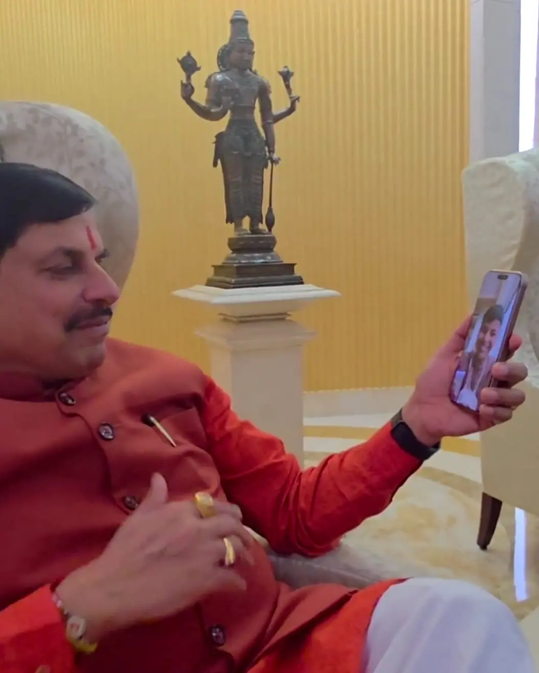 मुख्यमंत्री डॉ. मोहन यादव ने दी क्रिकेटर क्रांति गौड़ को बधाई, पूछा- नींद आई या नहीं?