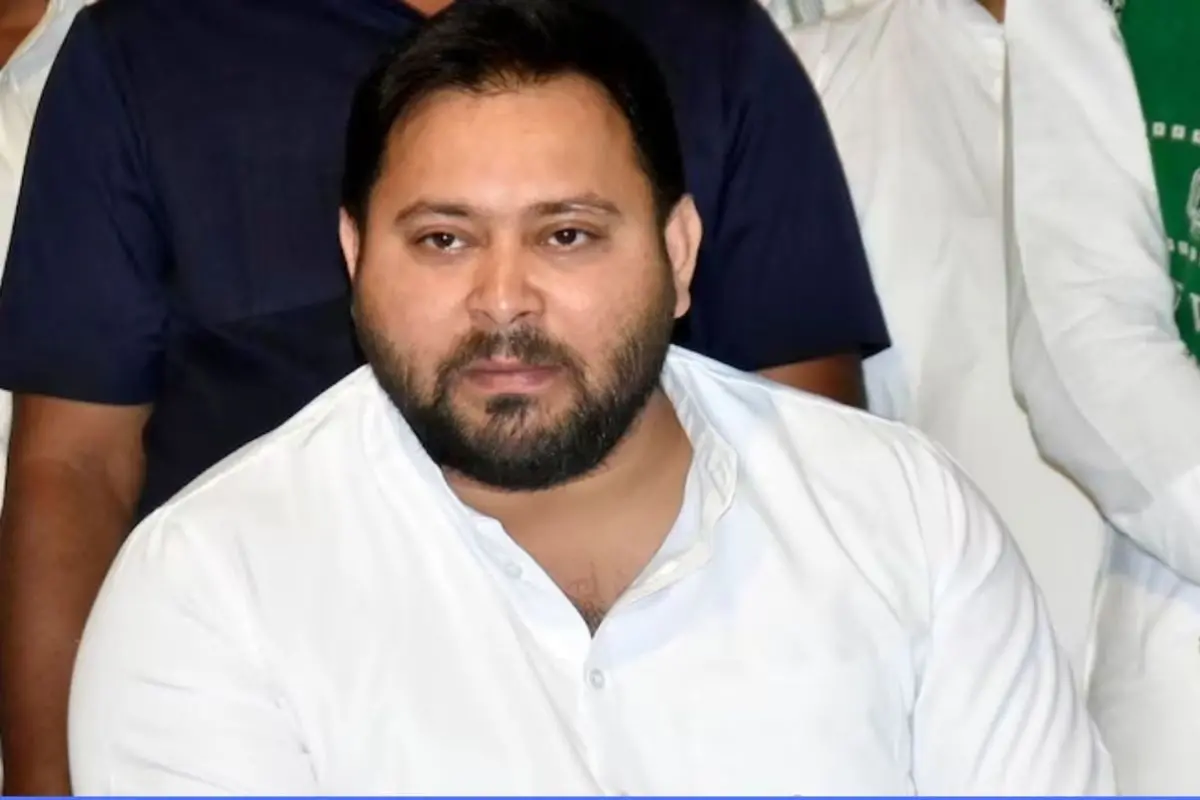 संकट में लालू के लाल तेजस्वी...राघोपुर सीट पर जीत मुश्किल, नेता प्रतिपक्ष बनने के लाले पड़े