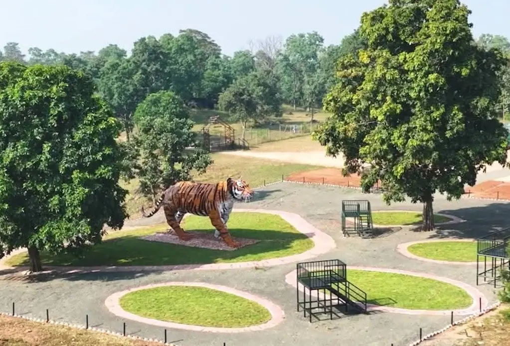  सिवनी में 10 टन कबाड़ से बना दुनिया का सबसे बड़ा स्क्रैप टाइगर