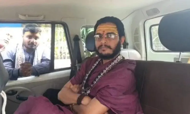 मध्यप्रदेश के कथावाचक आशुतोष महाराज कथा स्थल से गिरफ्तार