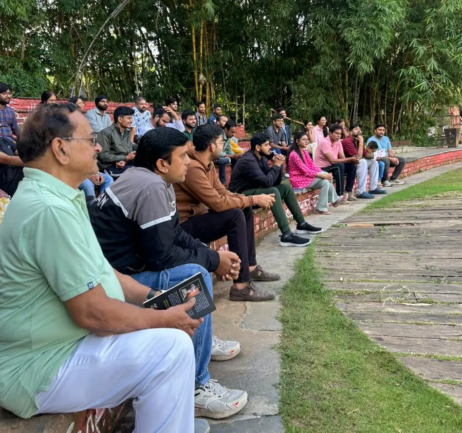 रीडिंग हैबिट डेवलप करने जबलपुर रीडर्स ग्रुप कराता है किताबों से दोस्ती