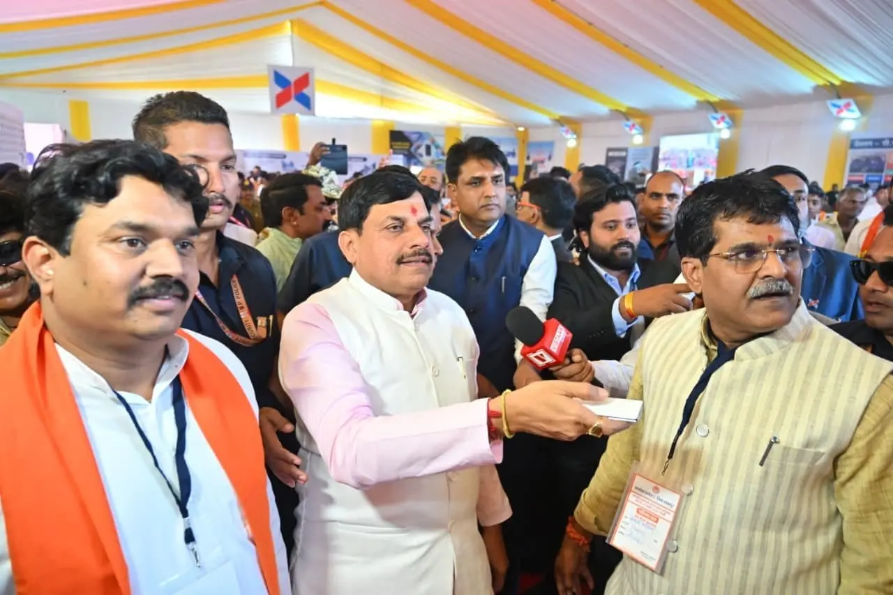 मक्सी में बोले सीएम मोहन यादव...बिहार के बाद अब बंगाल में आनंद आएगा