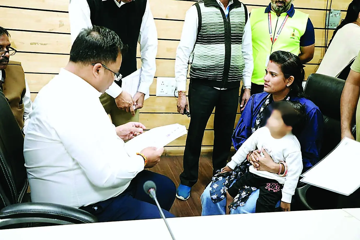  दो साल की बच्ची के इलाज के लिए 9 करोड़ रुपए का लगेगा इंजेक्शन, माता-पिता ने मांगी मदद 