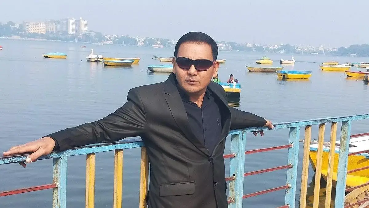 रिटायर्ड IAS नियाज खान ने लिखा-जिसने कट्टरता को शिक्षा समझा वो मैकेनिक, पंक्चर बनाने वाला बनकर रह गया