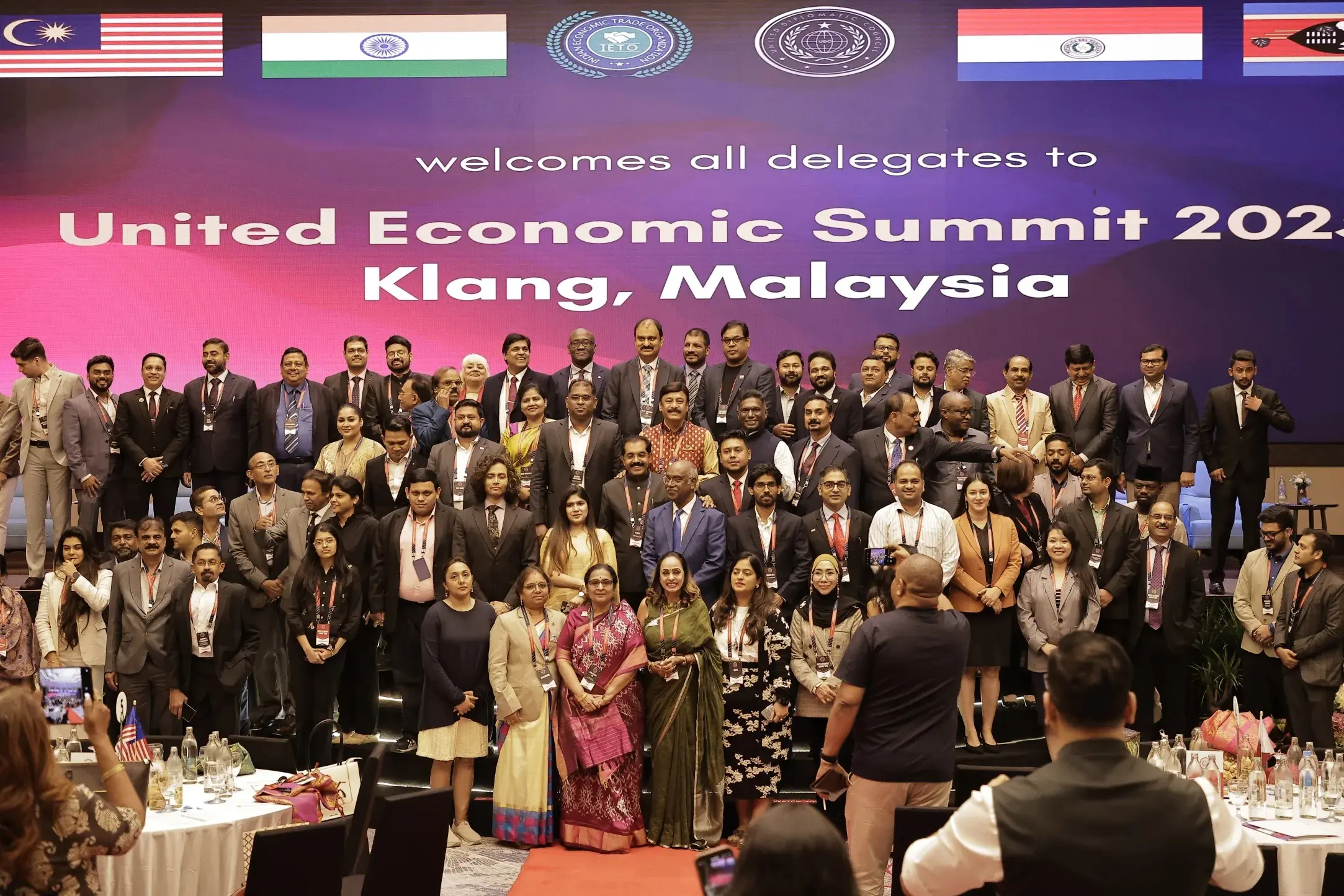 जबलपुर की बेटी नाजिश ने मलेशिया में महिलाओं के अधिकारों पर रखे विचार, मिला 'द अफेयर्स सम्मान'