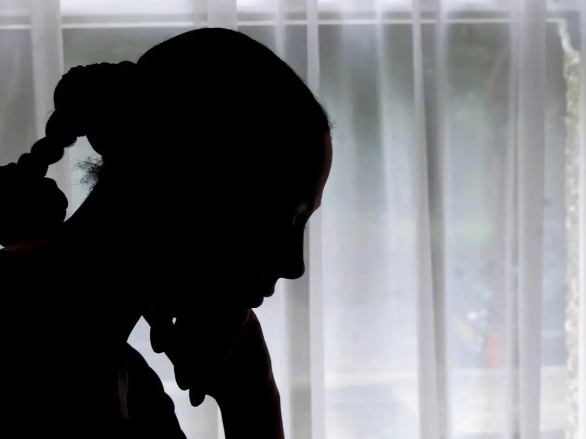 बलात्कार ने छीनी हंसी और मासूमियत, पर हौसले को पंख बनाकर अब भर रहीं उड़ान