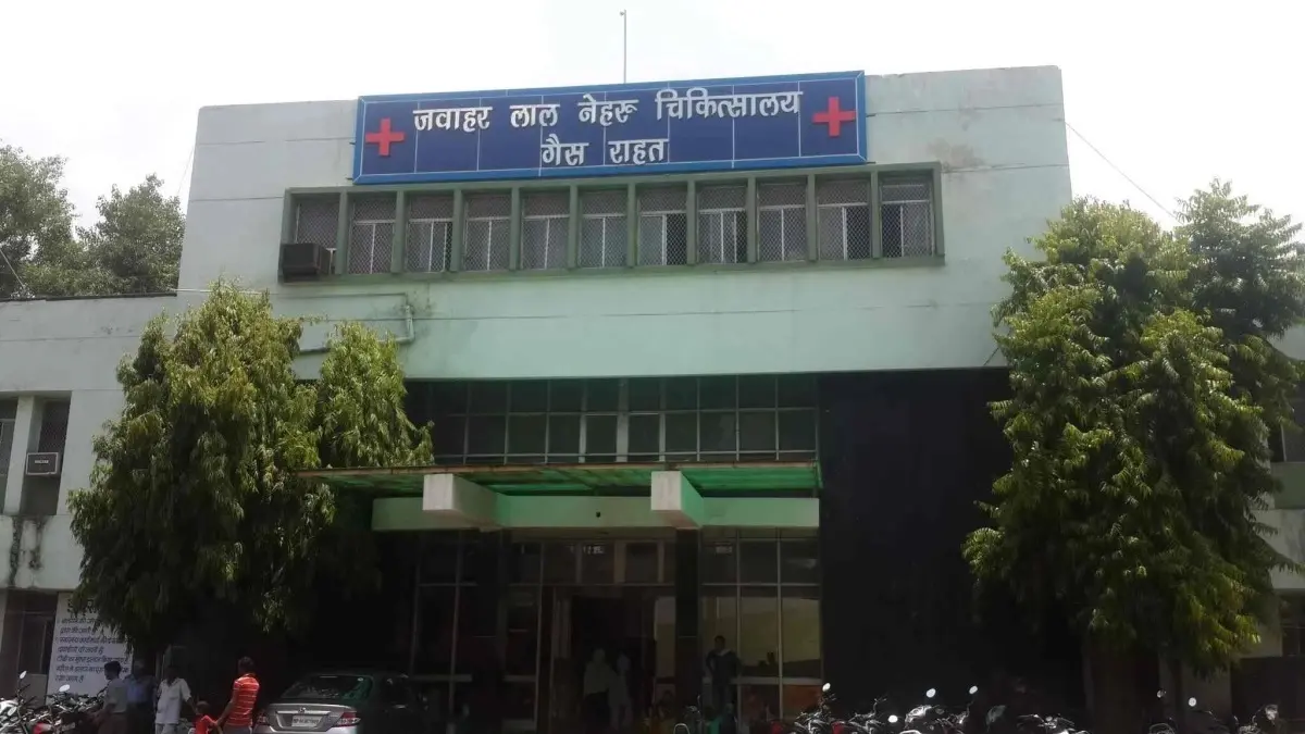 41 साल में क्विंटलों दवा खा चुके हैं गैस पीड़ित, एक दिन में खाते हैं 12-12 गोलियां