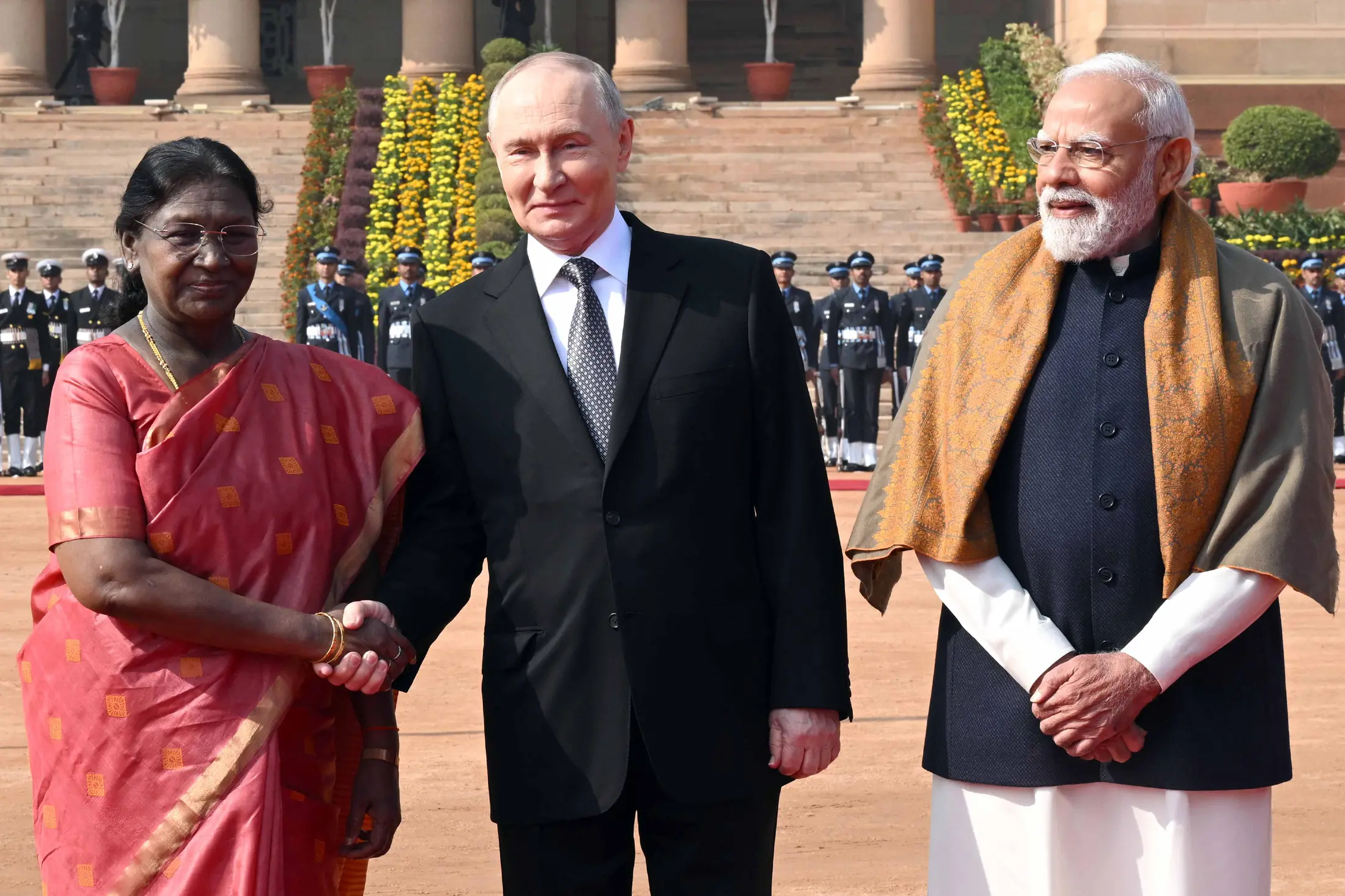  कुछ देर बाद राष्ट्रपति भवन में होगा पुतिन का डिनर