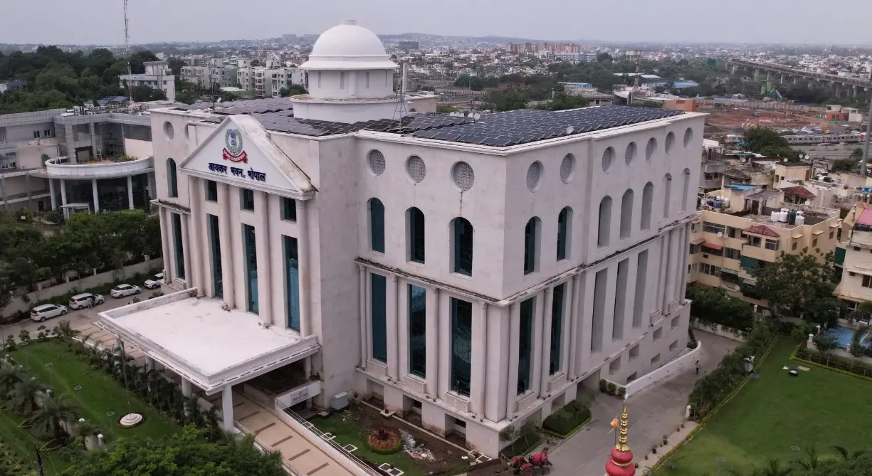 विदेशी आय और प्रॉपर्टी को लेकर Income Tax के रडार पर मप्र-छग के कई टैक्स पेयर्स