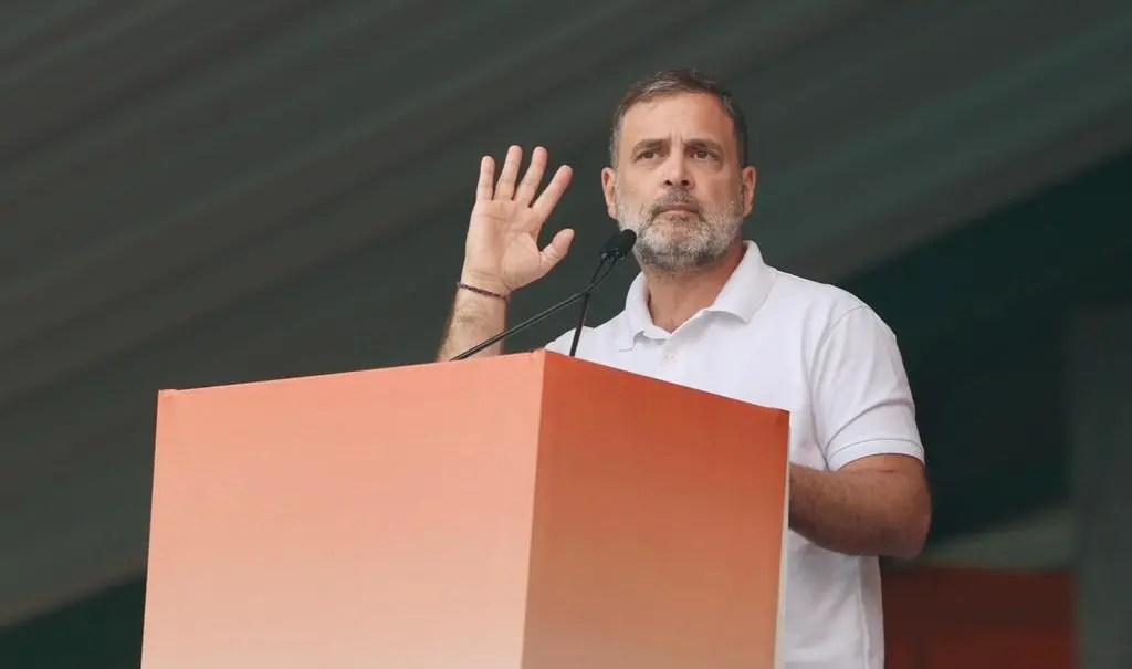 राहुल बोले- कांग्रेस सत्ता में आई तो चुनाव आयोग को छूट देने का कानून बदलेंगे