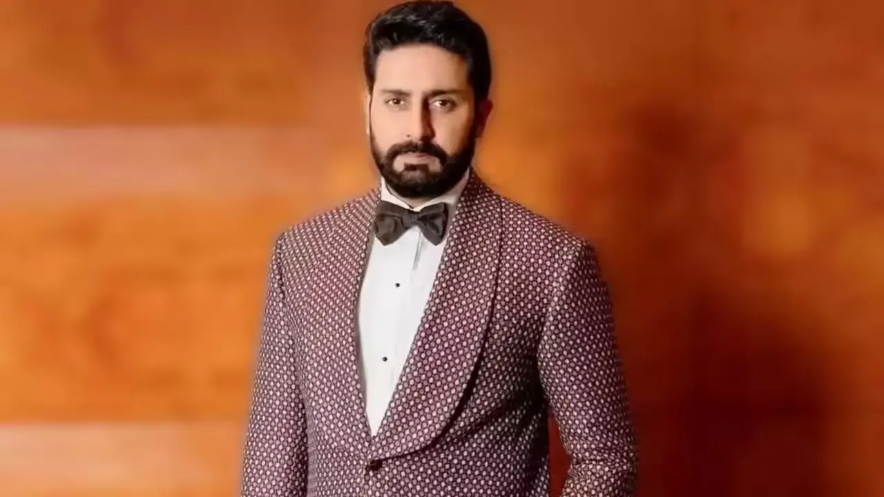 अभिषेक बच्चन ने 14.5 करोड़ में बेची अपनी आलीशान प्रॉपर्टी, हर वर्ग फुट का दाम सुन चौंक जाएंगे