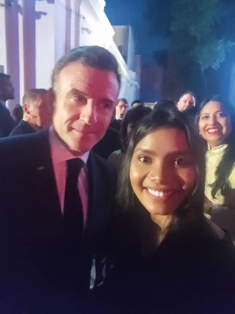 फ्रांस के राष्ट्रपति मैक्रों तक पहुंची मप्र के गोंड आर्ट की खासियत, राेशनी व्याम ने की मुलाकात कर दी जानकारी