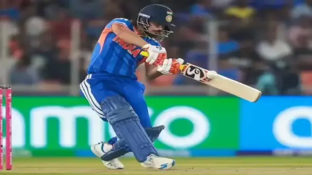 भारत की कमजोर शुरुआत, ईशान किशन 0 और तिलक वर्मा 1 रन बनाकर आउट