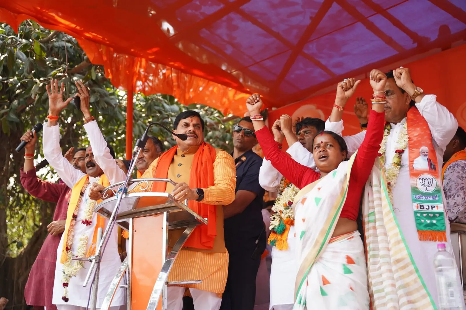 प. बंगाल में बोले सीएम डॉ. मोहन यादव-ममता दीदी बंगाली मानुष के हक बांग्लादेश को देने पर तुली हैं - Image 4