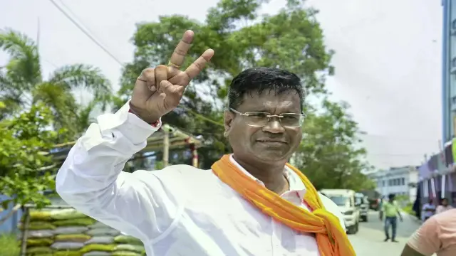 बंगाल में भाजपा के देबांग्शु पांडा ने जीती फालता सीट, अब पार्टी के 208 विधायक