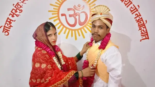 बरेली की युवती ने धर्म बदला, अग्नि के सात फेरे लेकर विवाह बंधन में बंधी