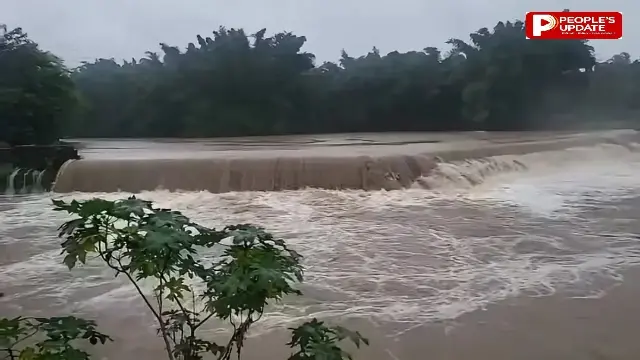 सीहोर में बारिश का रौद्र रूप; सड़कें-घर डूबे, नदियां उफनीं,श्यामपुर में 8 इंच पानी गिरा,पुलिया पर 6 घंटे फंसी एंबुलेंस