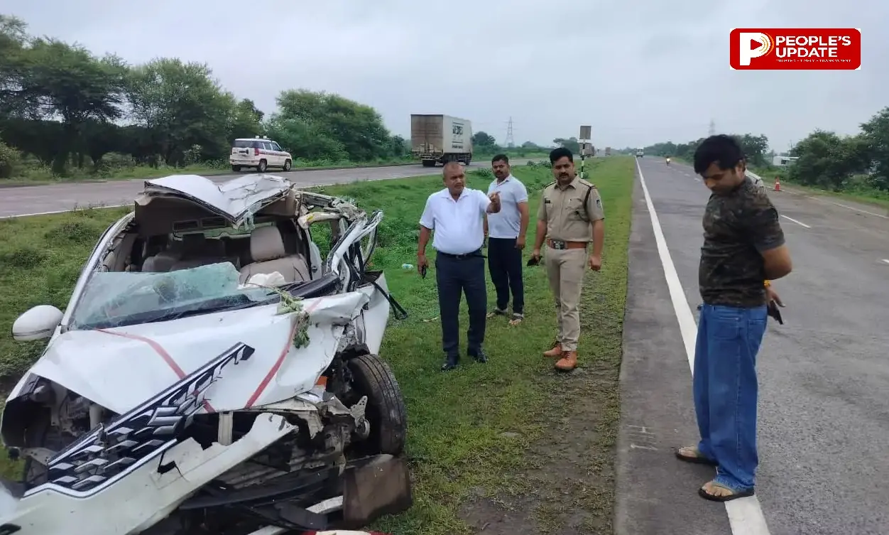 सारंगपुर में NH-52 पर कार डंपर से टकराई, धौैलपुर के एक ही परिवार के तीन लोगों की मौत