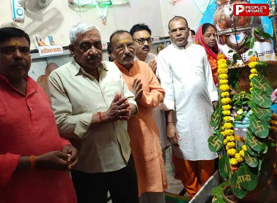 भगवान शिव की शरण मे पहुंचे जुन्नारदेव के व्यापारी, अभिषेक और पूजन अर्चन के साथ प्रशासन को सद्बुद्धि देने की लगाई अर्जी