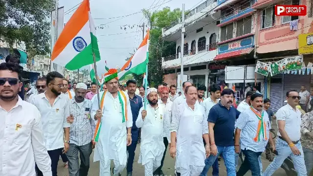 बेगमगंज में हिंदू-मुस्लिम कौमी एकता कमेटी ने निकाली तिरंगा यात्रा, नगर में गूंजे देशभक्ति के नारे