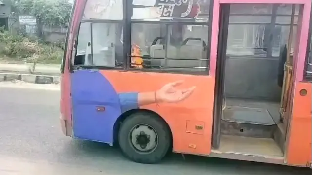 जयपुर में चलती लो-फ्लोर बस में धुआं और फिर उठने लगीं लपटें, यात्रियों में मची अफरा-तफरी