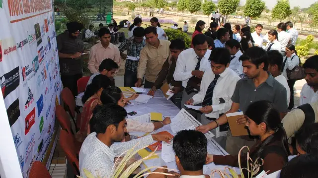 युवा संगम में 450 पदों पर भर्ती; खिलचीपुर में रोजगार मेला 9 सितंबर को, कई क्षेत्रों में मिलेगा काम