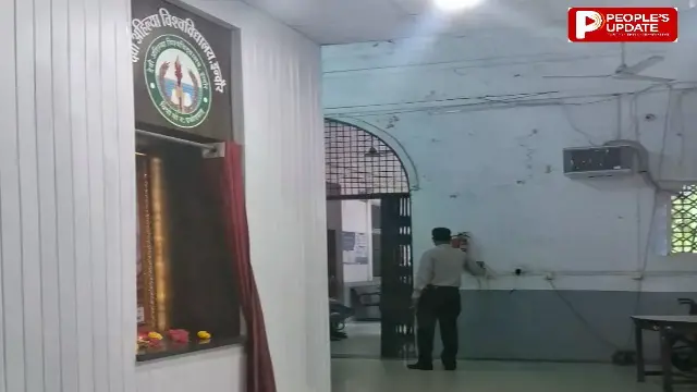 समय की परीक्षा में सिस्टम फेल-2: इंदौर, ग्वालियर, जबलपुर के हाल, ऑफिस सुबह 10 बजे से, फिर भी आधे से एक घंटा तक लेट पहुंच रहे अधिकारी-कर्मचारी