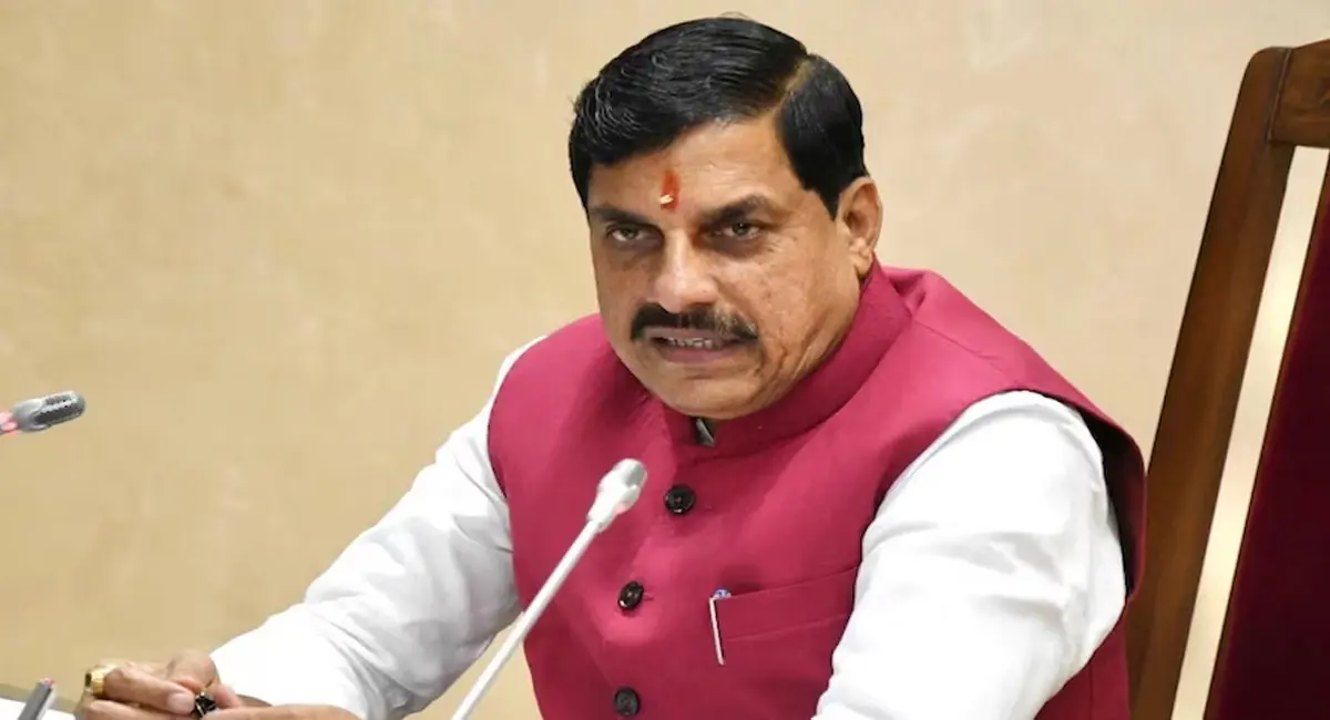 दिल्ली धमाके पर सीएम मोहन यादव का शोक, कहा हम सब पीड़ित परिवारों के साथ हैं