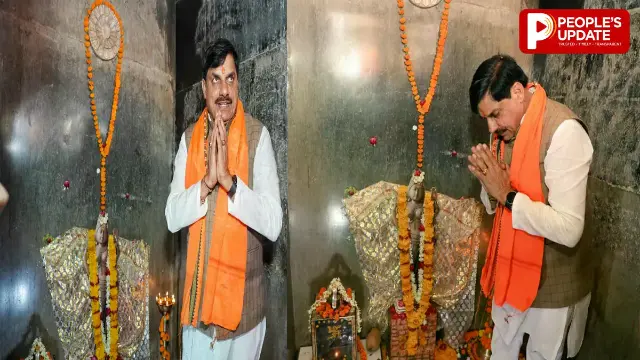 वैदिक मंत्रों के बीच की पूजा-अर्चना, गूंजे ‘जय मां सरस्वती’ के जयकारे