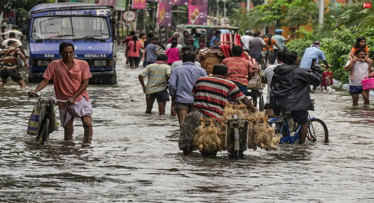 कहीं बाढ़ तो कहीं आंधी का खतरा....अगस्त की शुरुआत में, देश के कई राज्यों में भारी बारिश का अलर्ट!