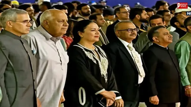 वंदे मातरम पर फिर गरमाई सियासत! मुख्यमंत्री उमर अब्दुल्ला के पूरे गीत पर कांग्रेस नाराज, BJP ने बताया ‘नई मुस्लिम लीग’