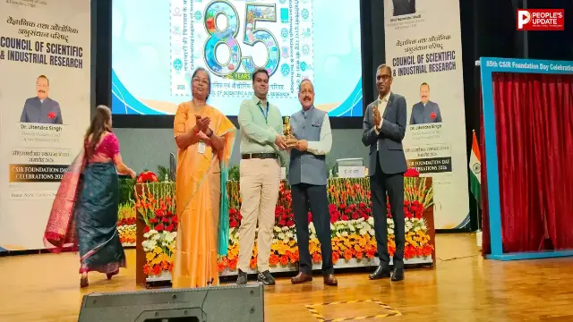 दमोह के मयंक का कमाल! CSIR की 85वीं वर्षगांठ पर डिजाइन वाला डाक टिकट जारी, केंद्रीय मंत्री ने किया विमोचन