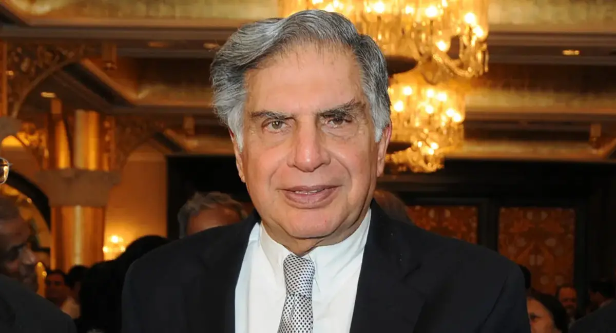 Ratan Tata की कमी से लड़खड़ाया टाटा ग्रुप, लीडरशिप के संकट से 6.5 लाख करोड़ का तगड़ा झटका