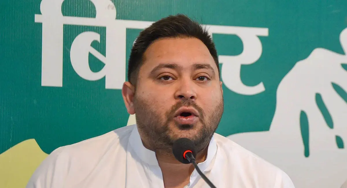 बिहार: चुनाव से पहले गर्माया राजनीतिक पारा, शाह के दौरे के बीच रद्द हुई तेजस्वी यादव की सभा, बोले-ये तानाशाही