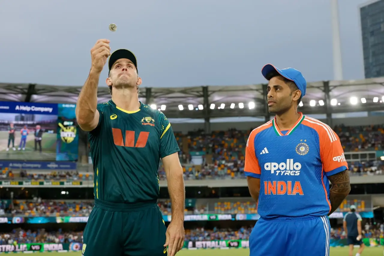 ऑस्ट्रेलिया का टॉस जीतकर गेंदबाजी का फैसला, तिलक को आराम, रिंकू सिंह को मिला मौका