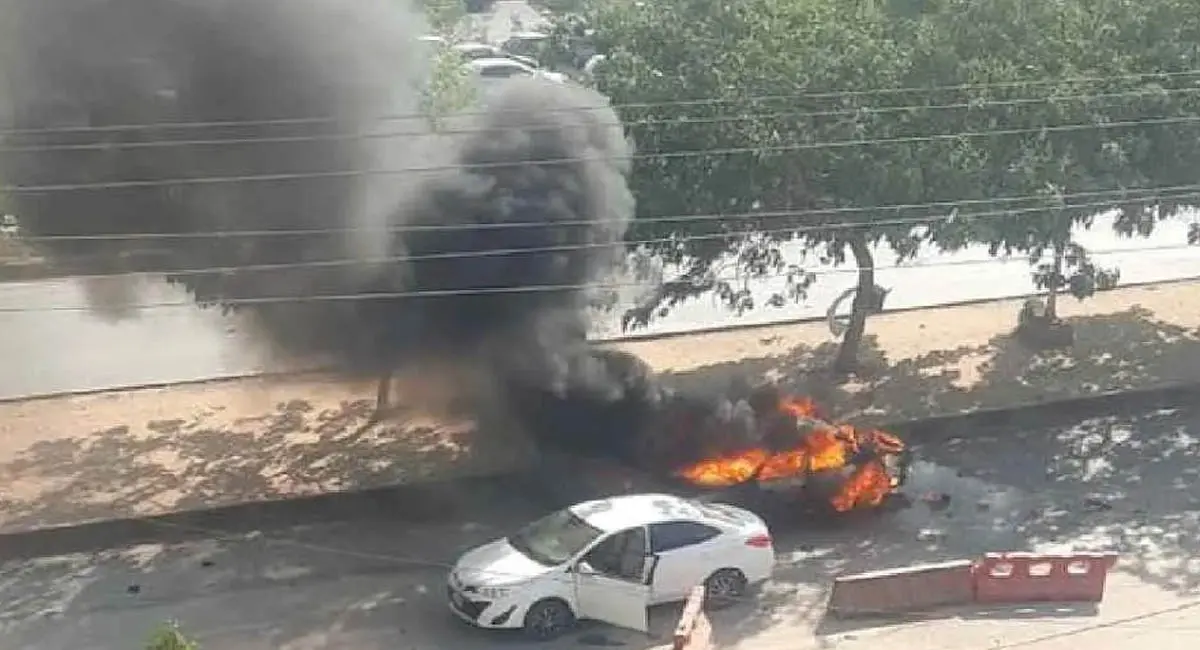 पाकिस्तान के डिस्ट्रिक्ट ज्यूडिशियल कोर्ट में धमाका, 12 की मौत और 21 घायल, कई गाड़ियां क्षतिग्रस्त हुई
