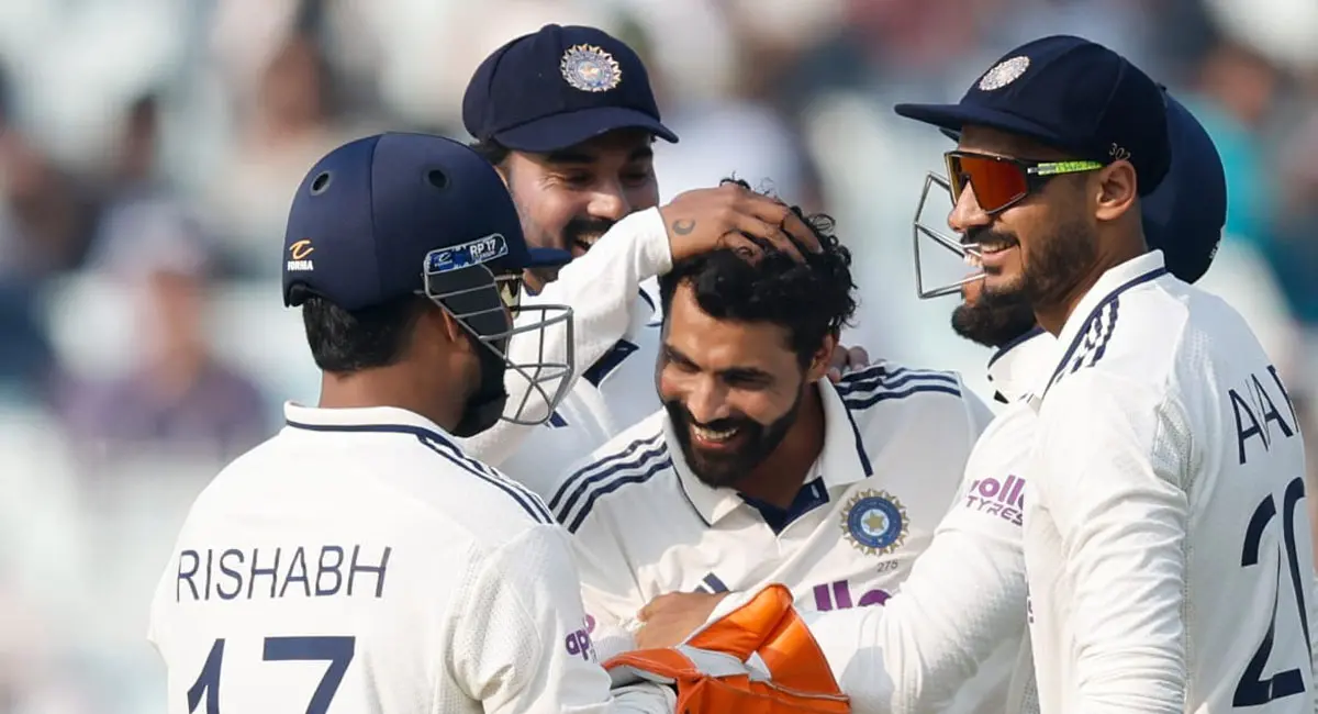 साउथ अफ्रीका 63 रनों से आगे, जडेजा को 4, कुलदीप के खाते में आई 2 सफलताएं