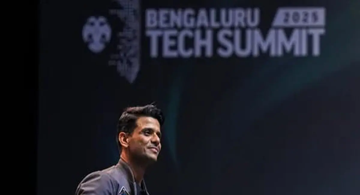 कहा- अंतरिक्ष में यात्रा करना आसान ज्यादा आसान